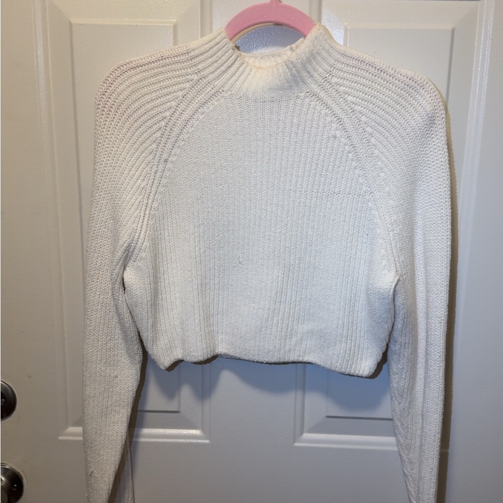 Hollister White Cropped Knit Sweater